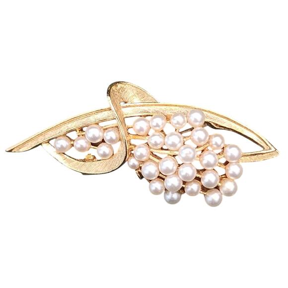 Mode-Art Faux Pearl Gold-tone Spray Brooch, Vintage - Picture 1 of 4